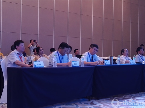 p2 前排左起:刘万林 程富礼 郭源 朱振华 苗武胜.jpg