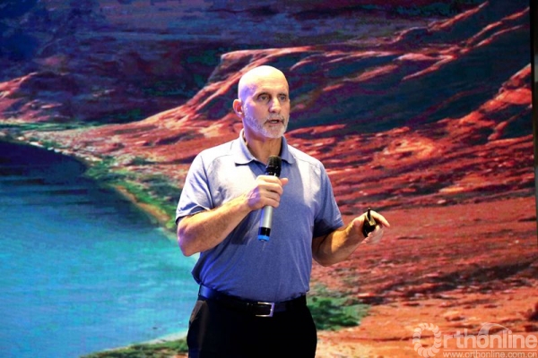 Stuart Gold教授授课_副本_副本.jpg