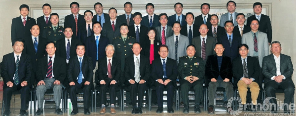 合影.jpg