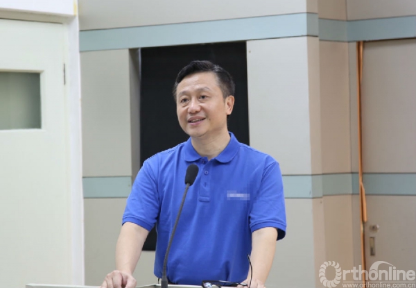 第三军医大学新桥医院骨科主任周跃教授在致辞中提到,"大爱无疆"公益