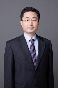 杨征.jpg